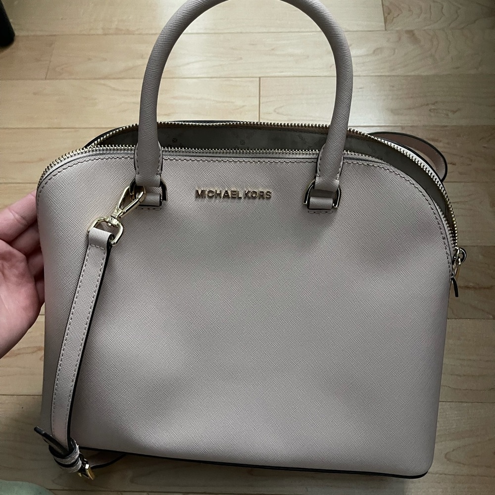 Michael kors bag